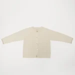 MILANO 100% kašmyro kardiganas kūdikiui – prabangus baltas švelnumas, kuris atrodo ir jaučiasi kaip meilė