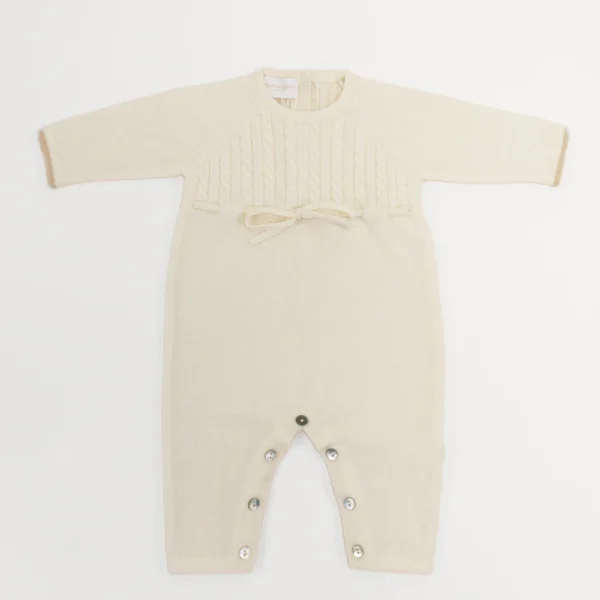 MILANO 100% kašmyro romperis kūdikiui – tyras baltas švelnumas, kuris užburia nuo pirmo prisilietimo